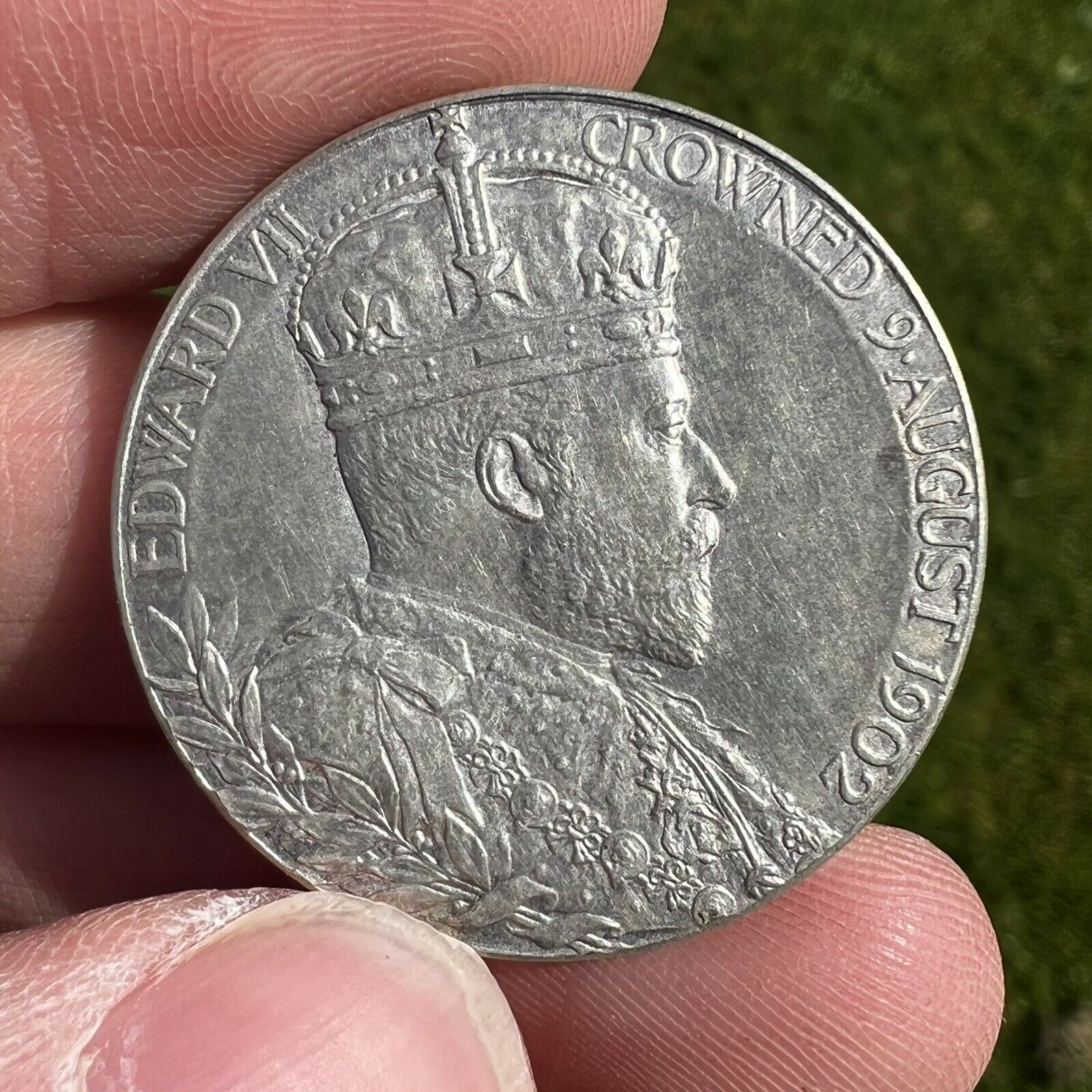 Can I Get Antiques Valued Online? Answered